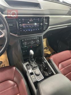 ڤۆڵکسواگن ئەتڵەس کرۆس سپۆرت